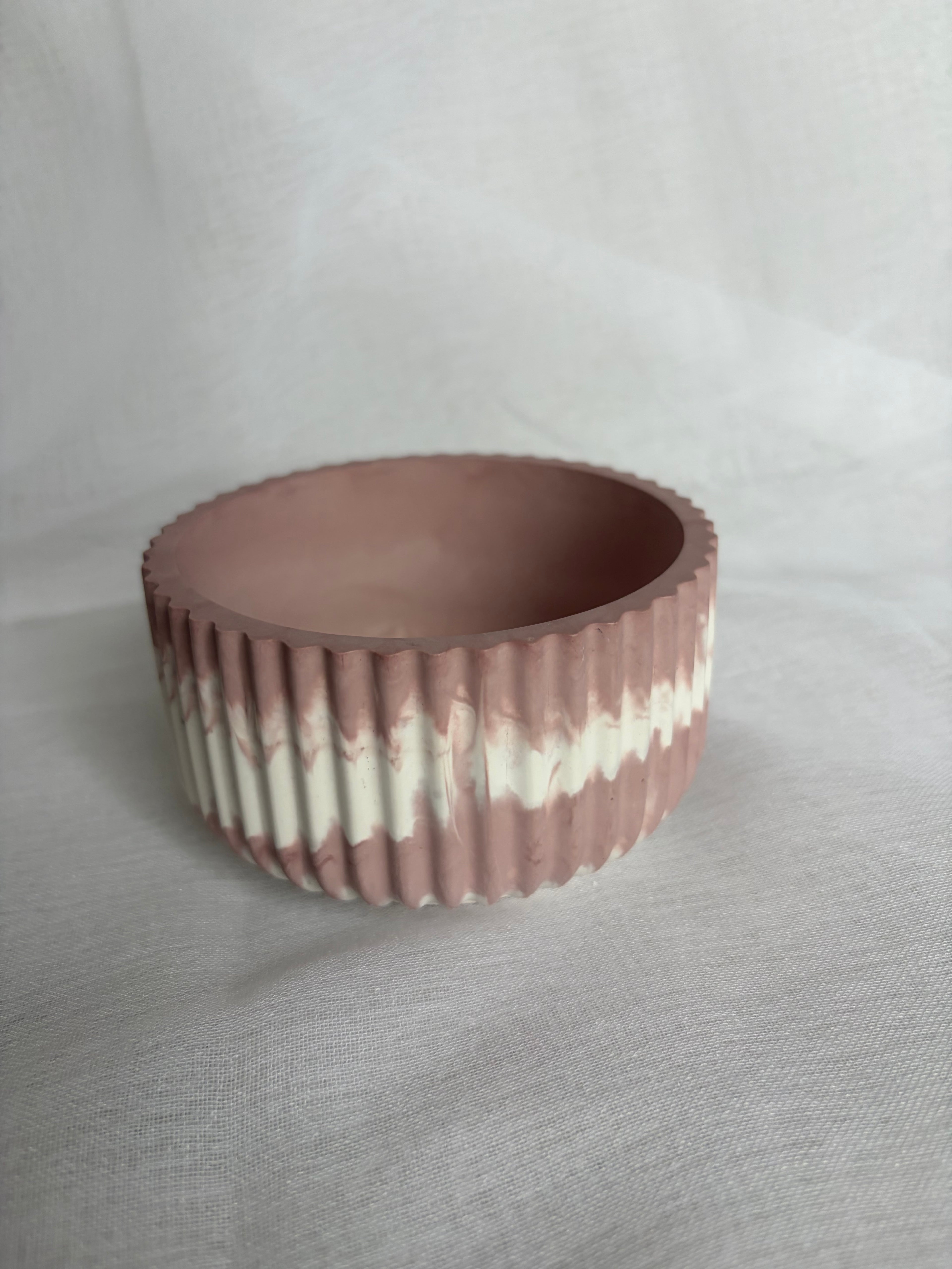 Handgefertigte Gips Schale